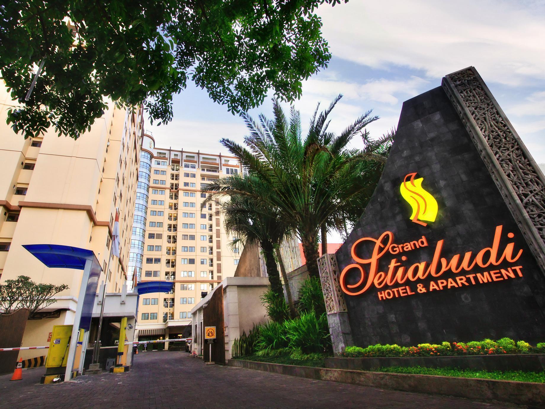 Grand Setiabudi Hotel Bandung Exterior foto